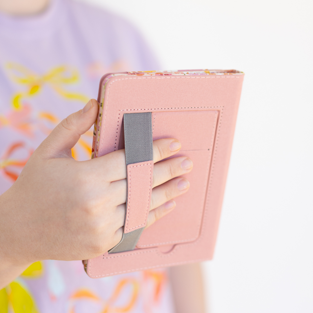 Primrose Petals Kindle Case