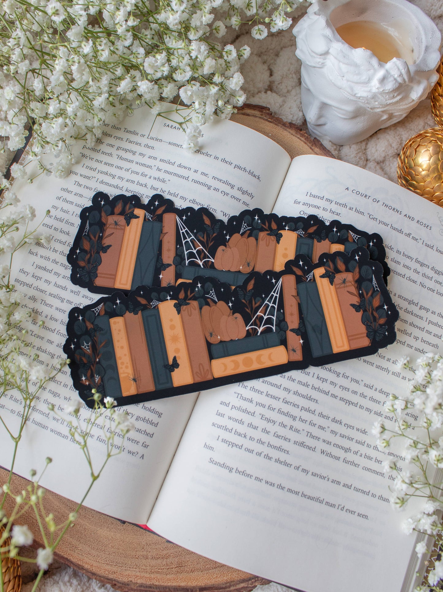 Bookmark - Spooky Halloween Bookshelf Die Cut