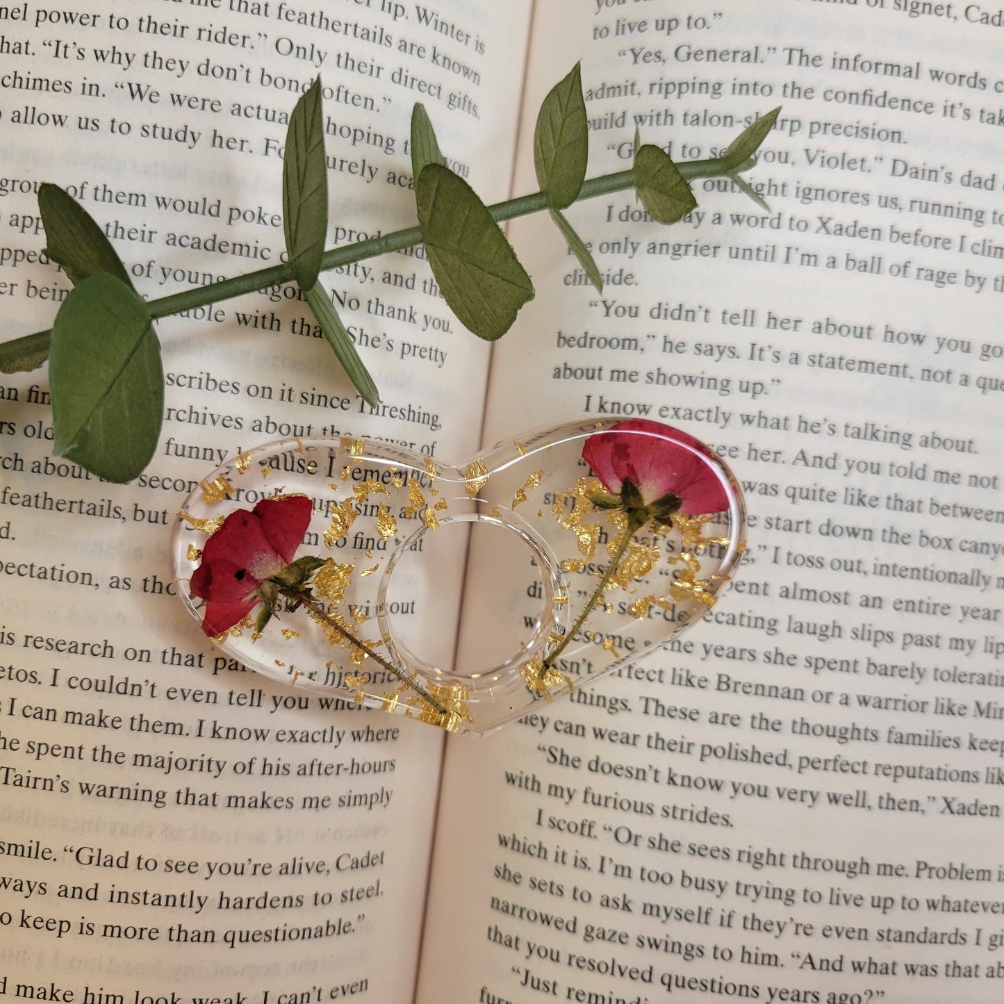 Page Spreader - Stemmed Rose