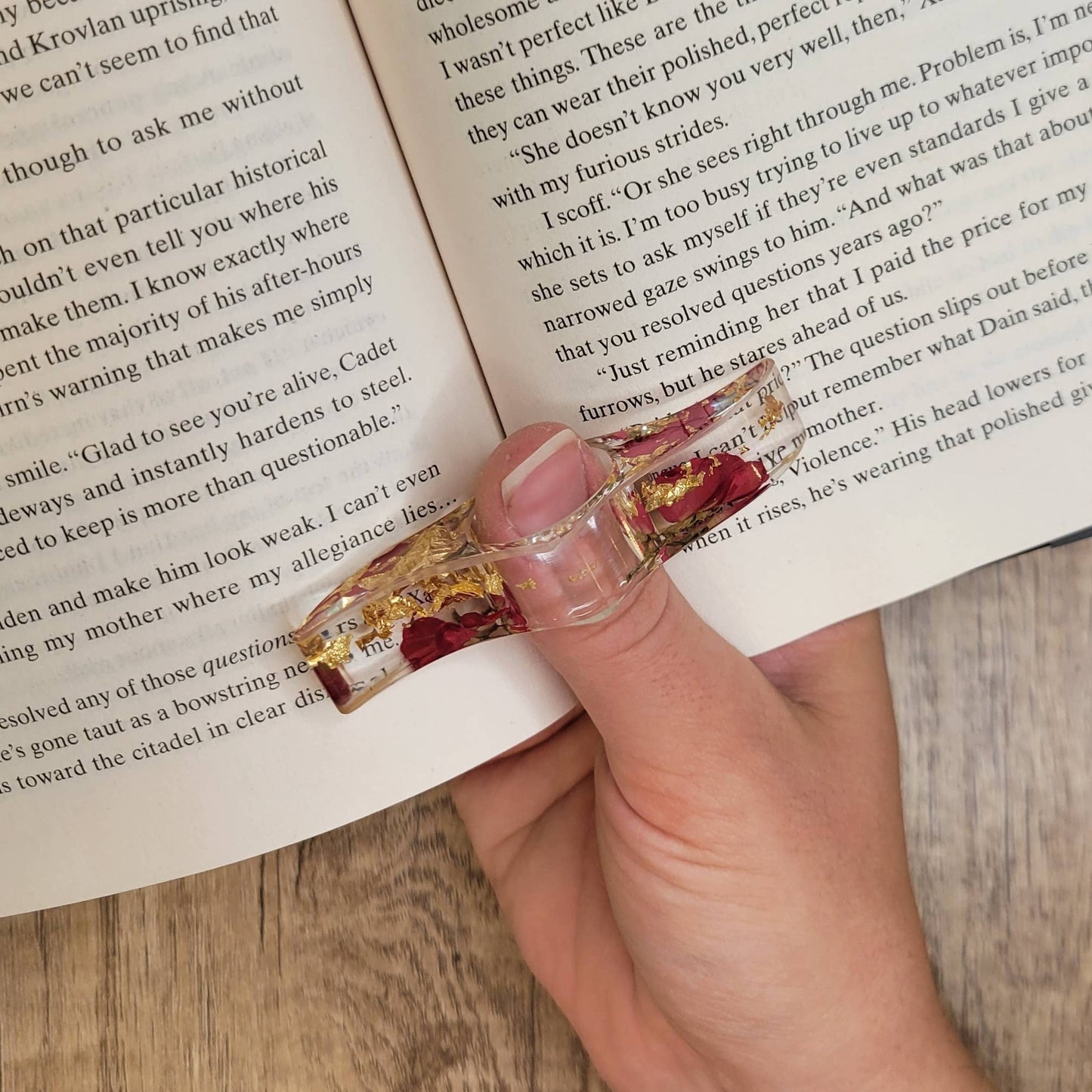 Page Spreader - Stemmed Rose