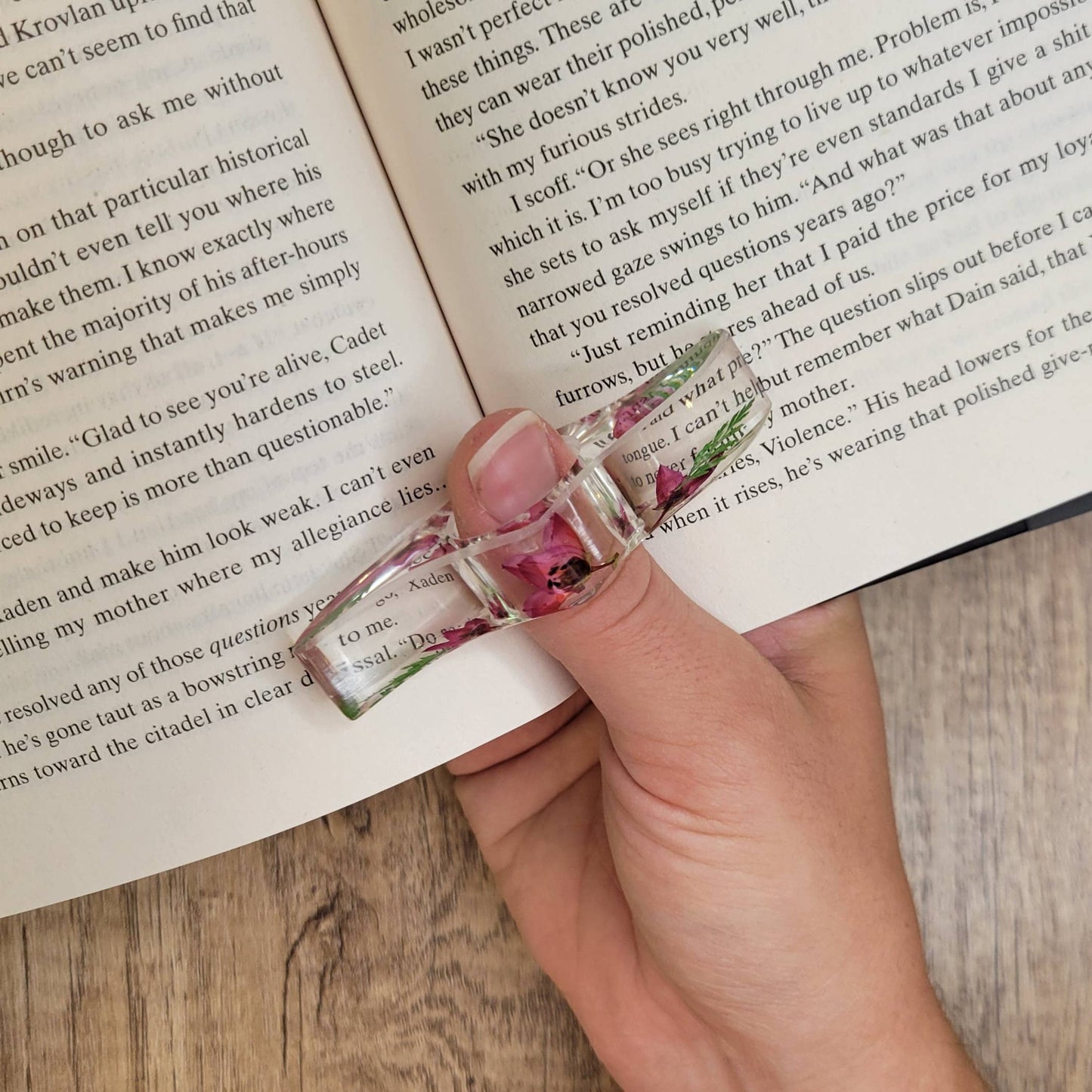 Page Spreader - Boronia