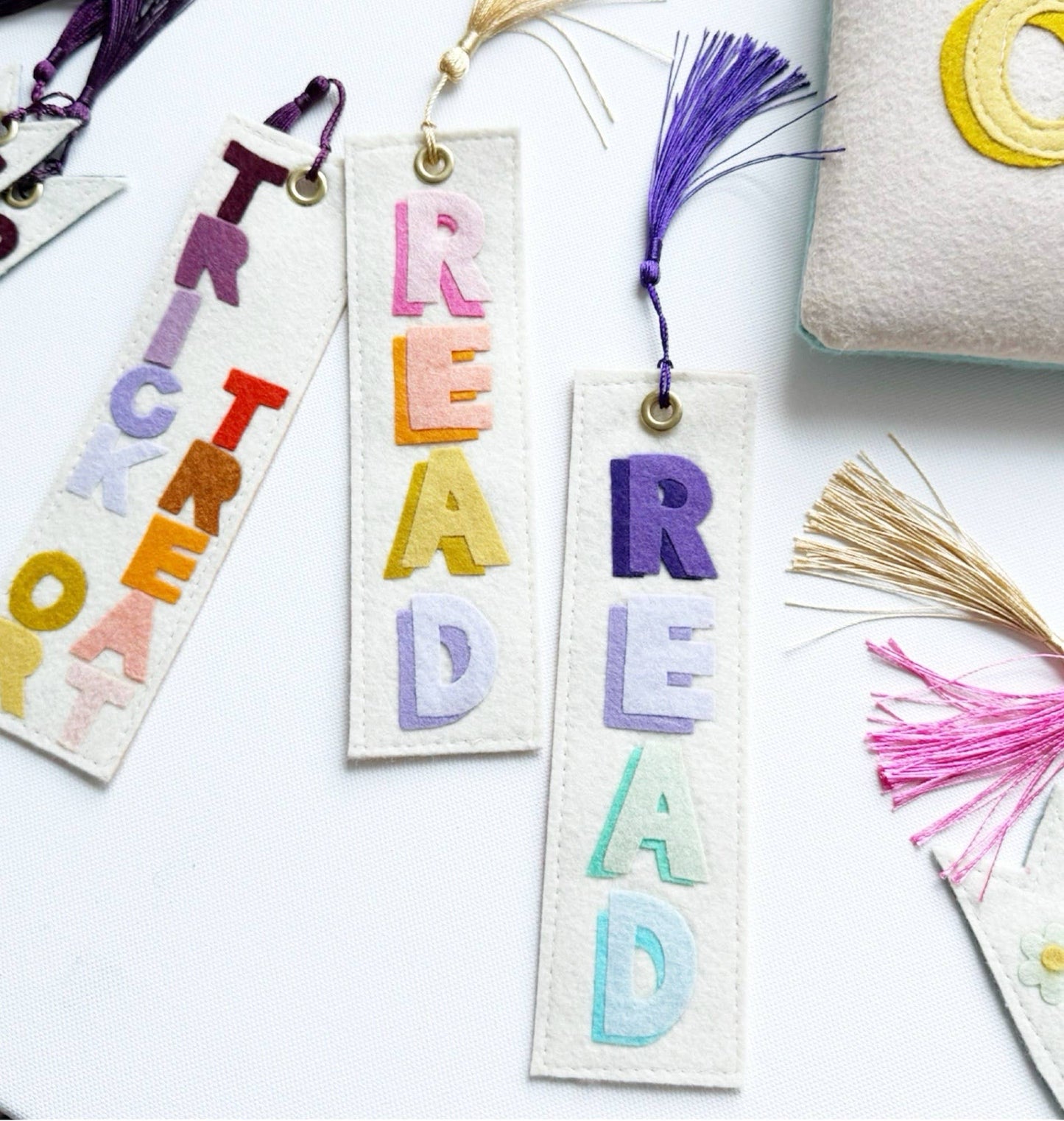 Read Felt Bookmark