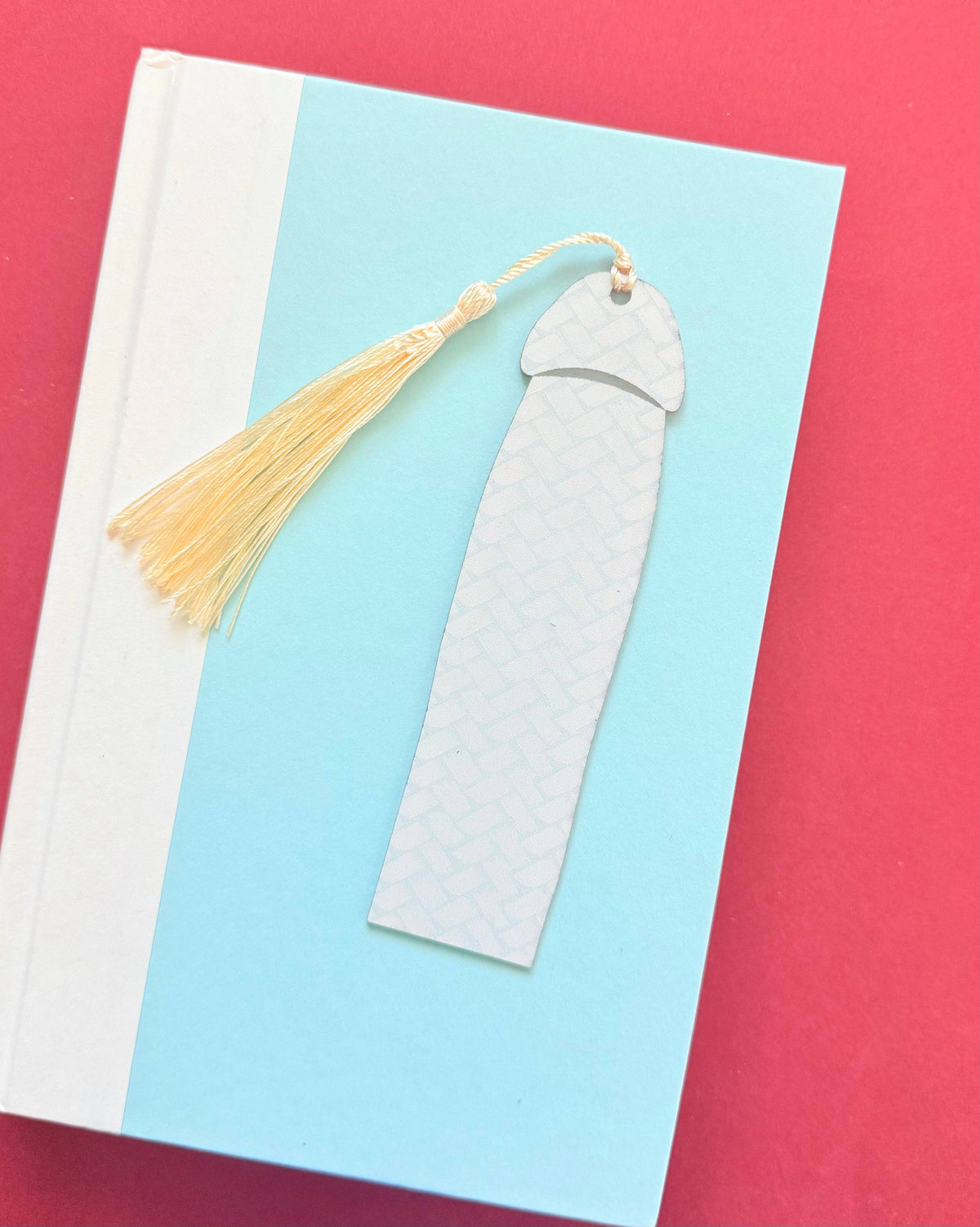Wicker Cockmark Bookmark
