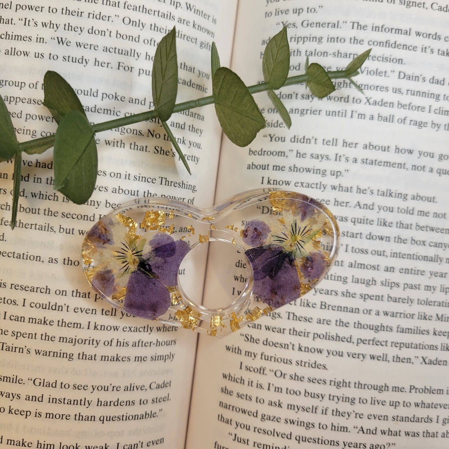 Page Spreader - Pansy