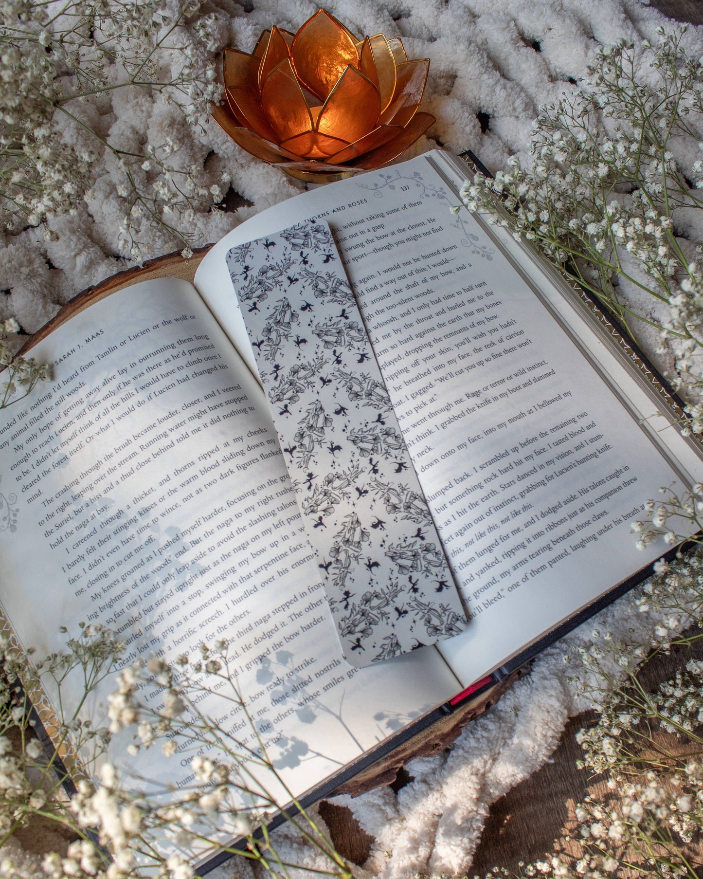 Bookmark - Ivory Swords