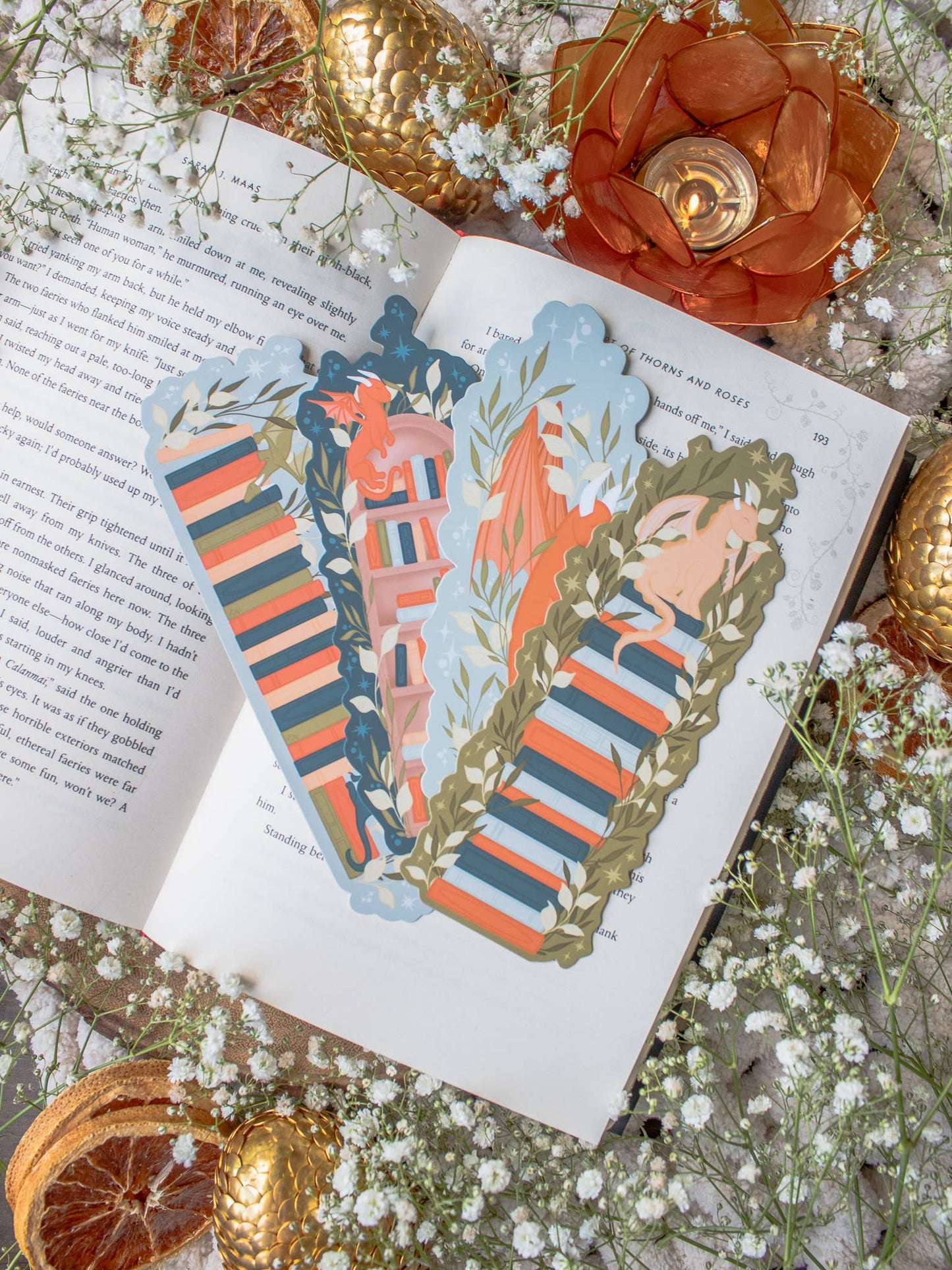 Bookmark - Little Bookstack Dragon