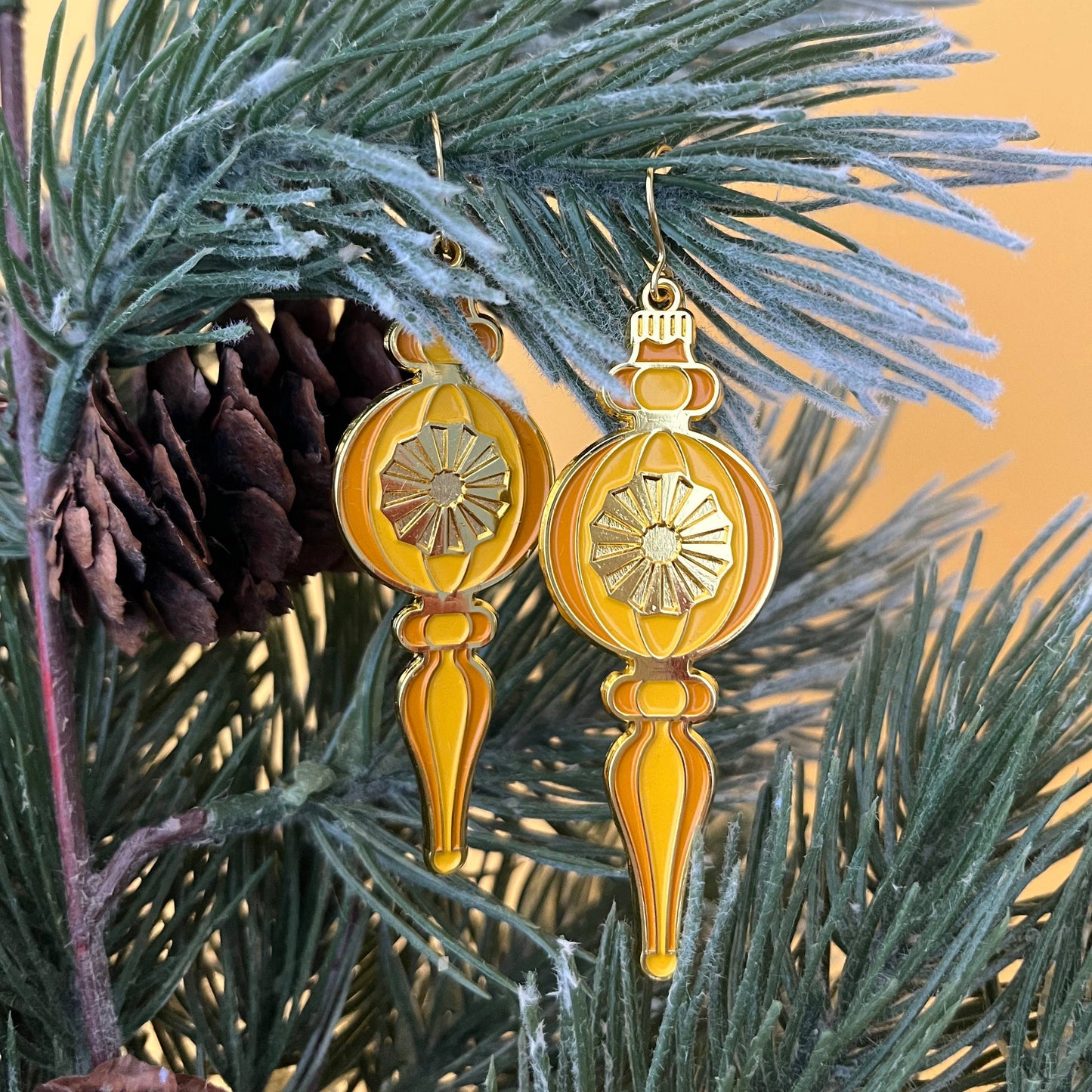 Mid-Century Christmas Ornament earrings - Christmas kitsch
