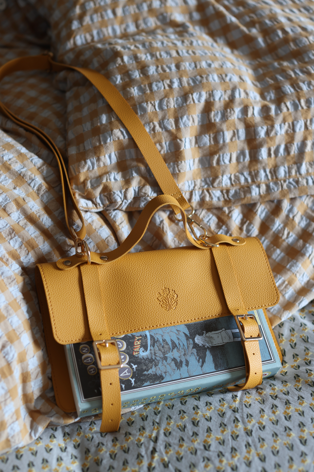 The Siren & Swan Book Satchel - Yellow