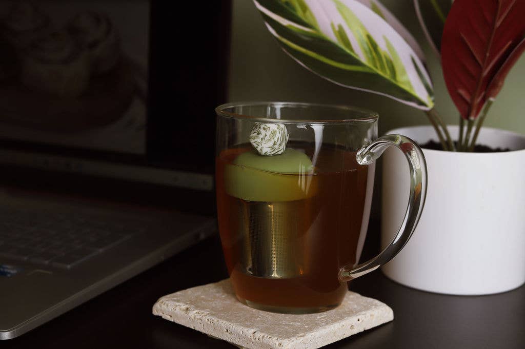 Hexagon | Floating Tea Steeper | Green Base | Herb Pattern