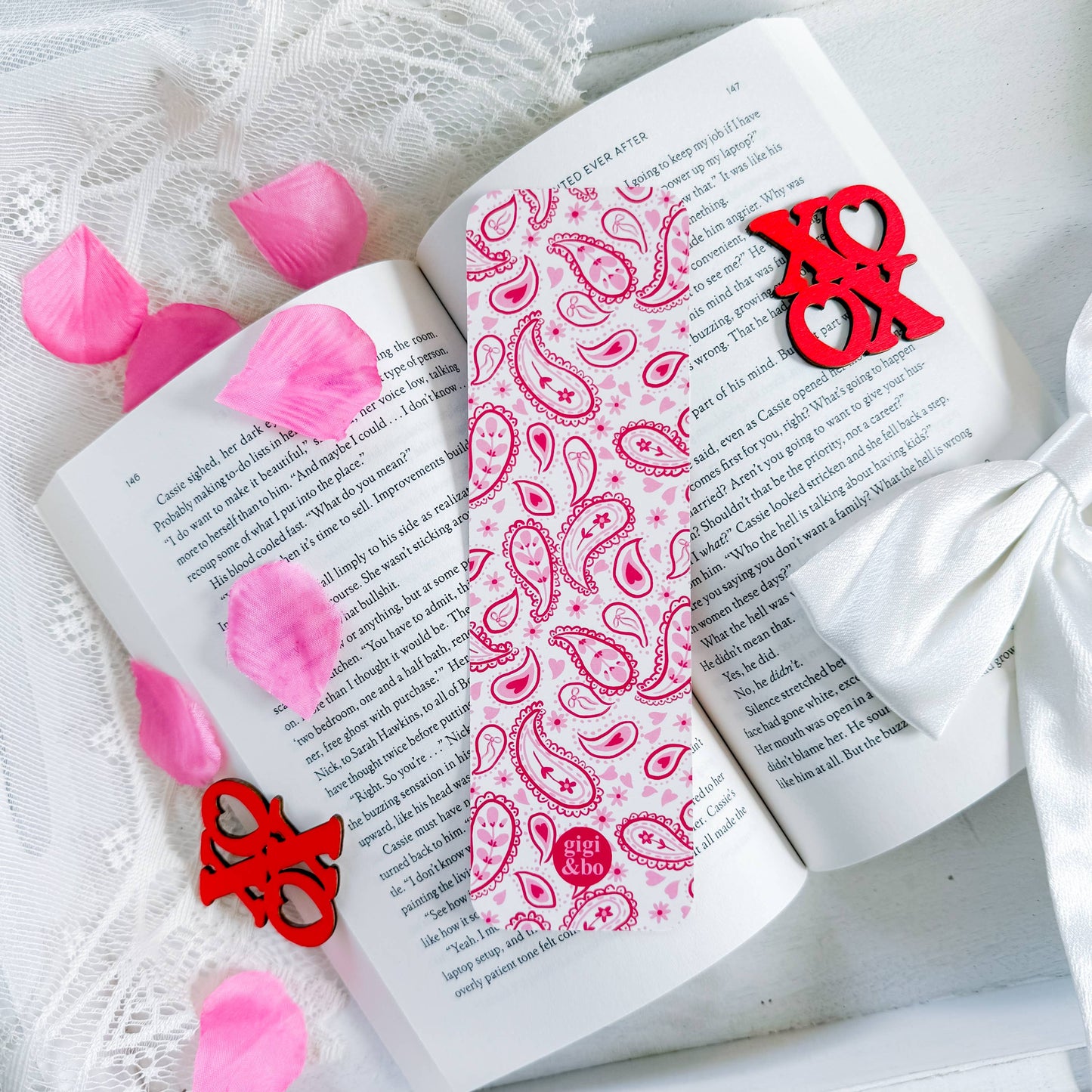 Bookmark - Paisley Romance