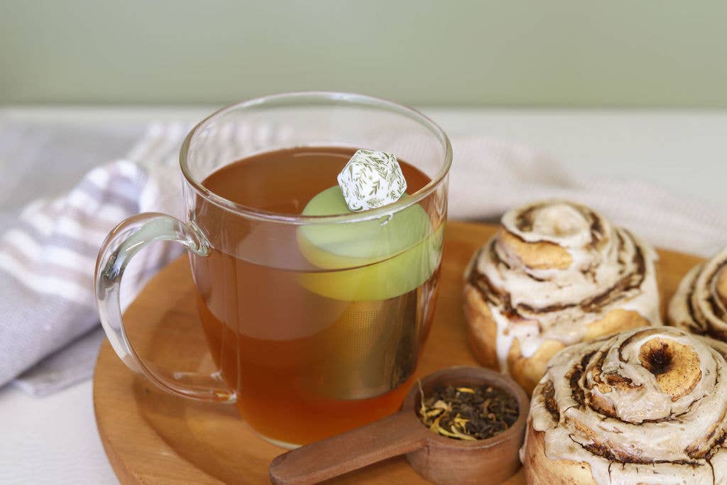 Hexagon | Floating Tea Steeper | Green Base | Herb Pattern