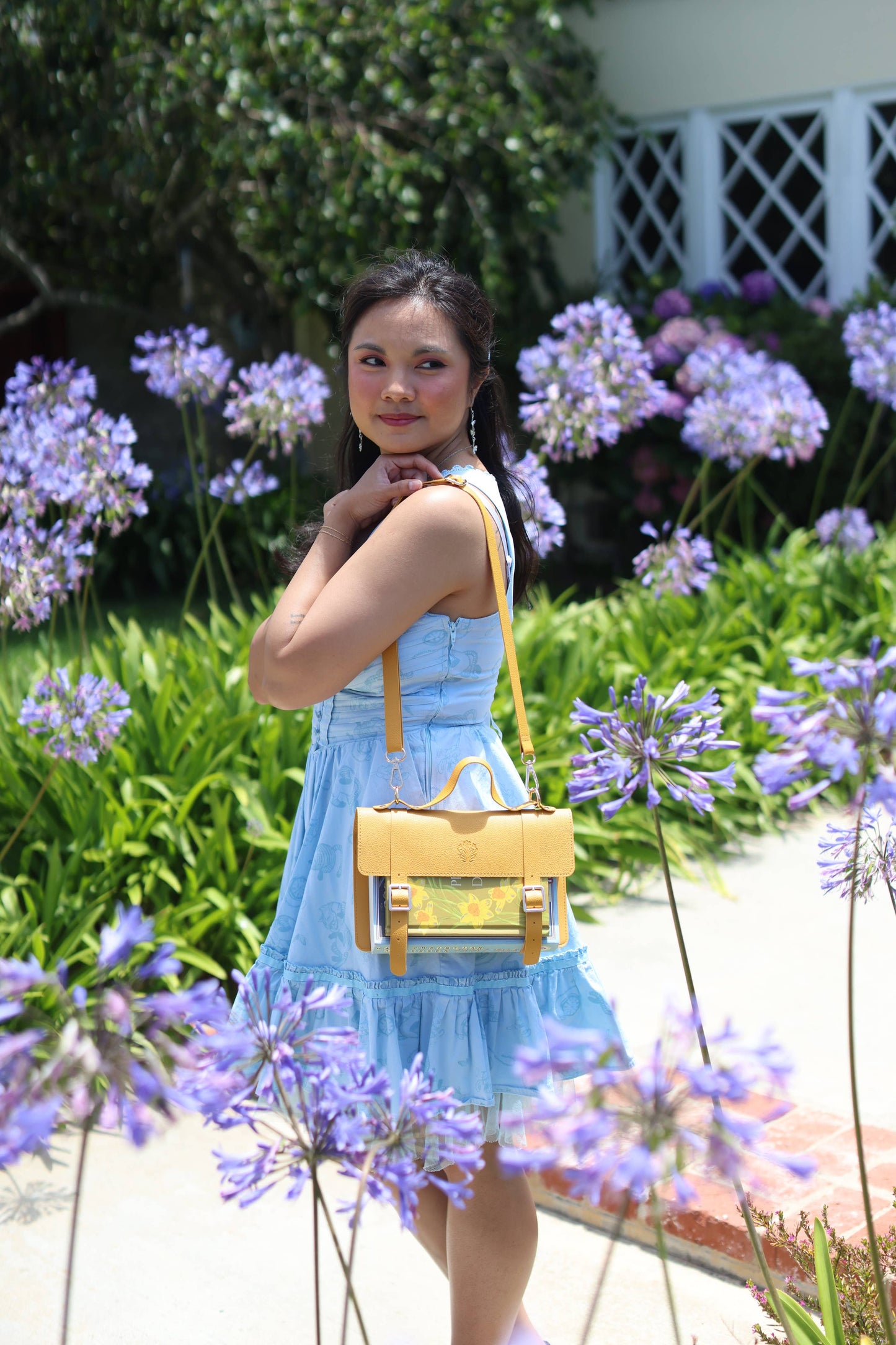 The Siren & Swan Book Satchel - Yellow