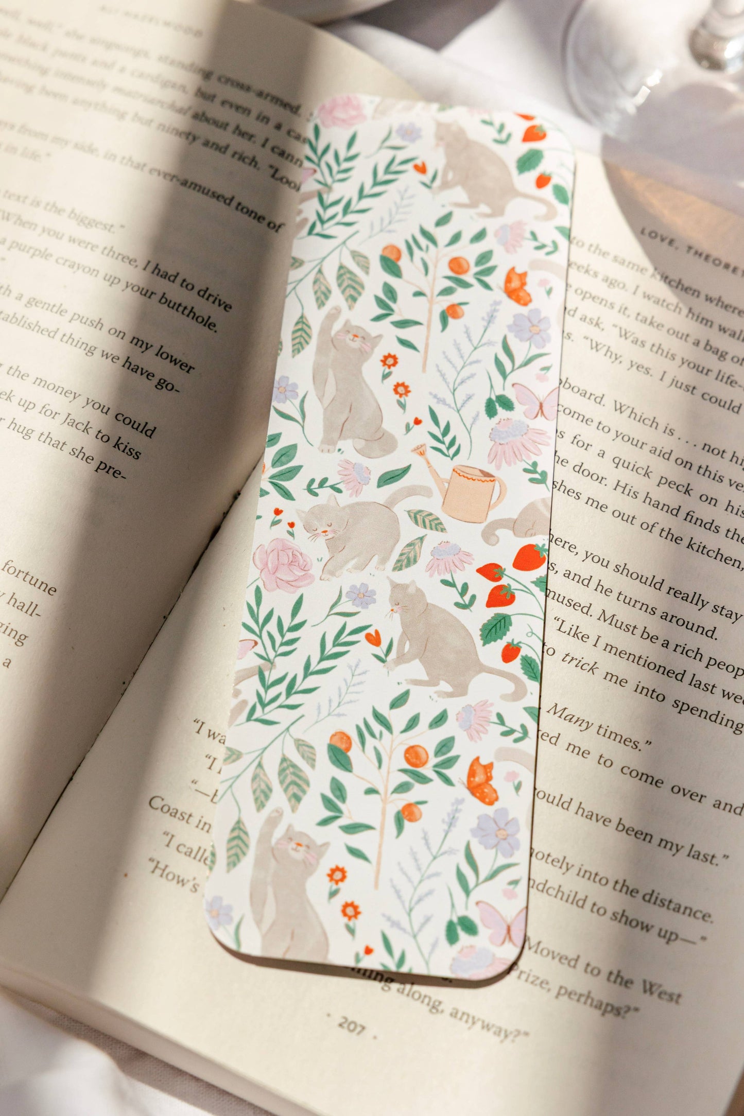 Bookmark - Cats in the Garden