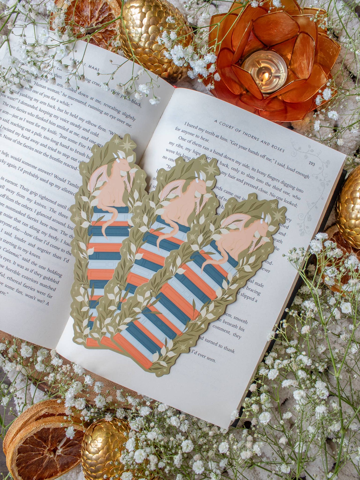 Bookmark - Little Bookstack Dragon