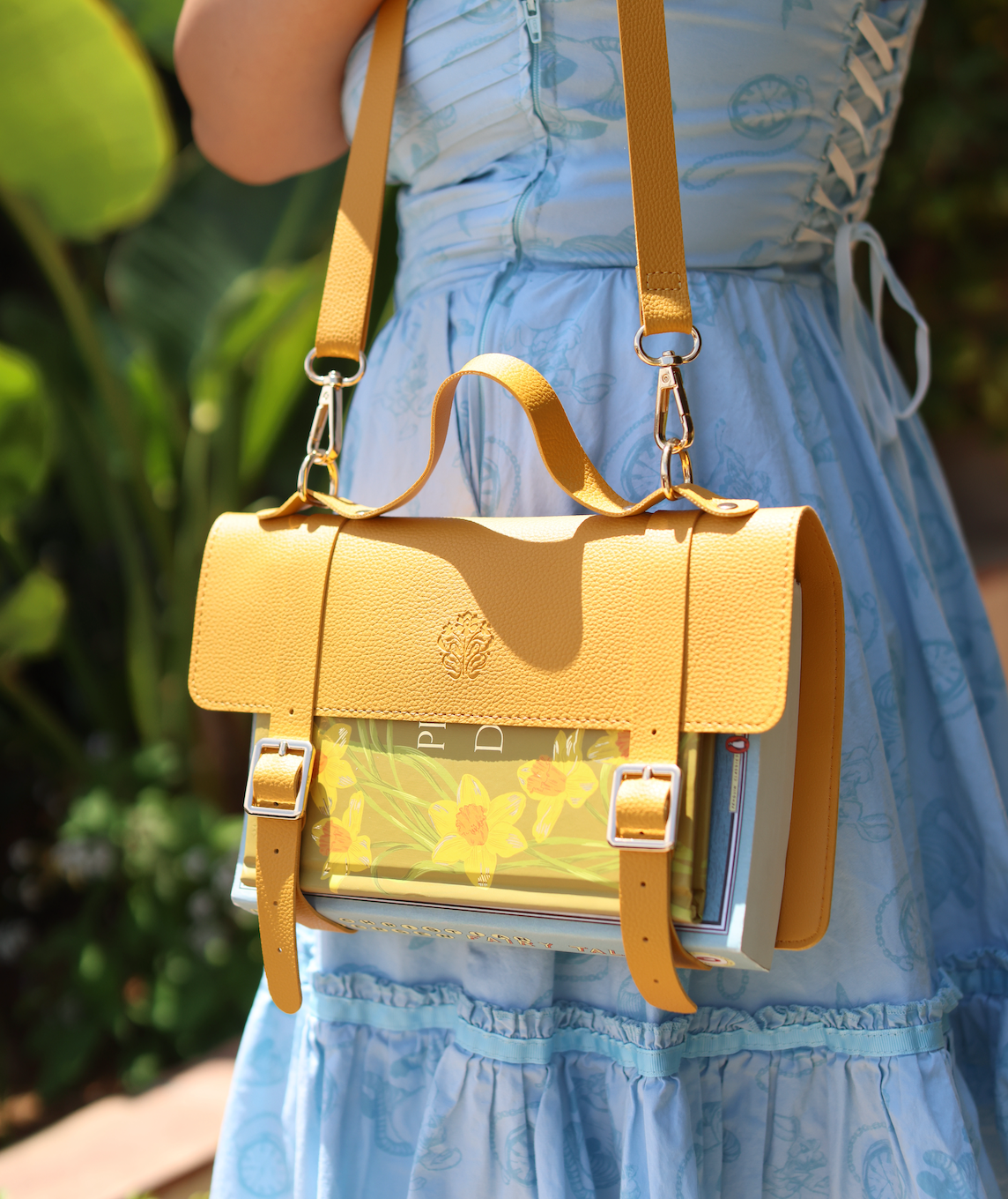 The Siren & Swan Book Satchel - Yellow