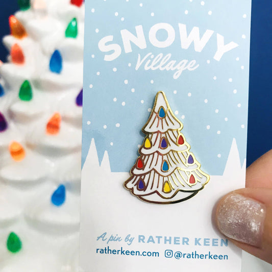 Cute Christmas Tree pin - Christmas brooch - kitsch